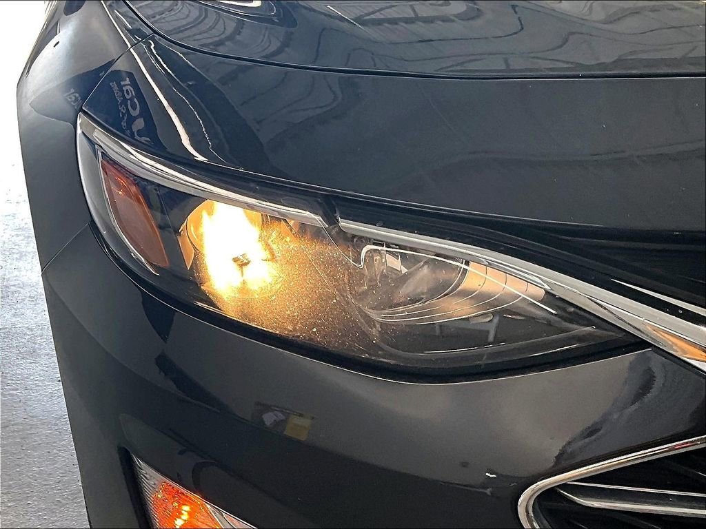 Used 2022 Chevrolet Malibu LS w/ Driver Confidence Package II image 30