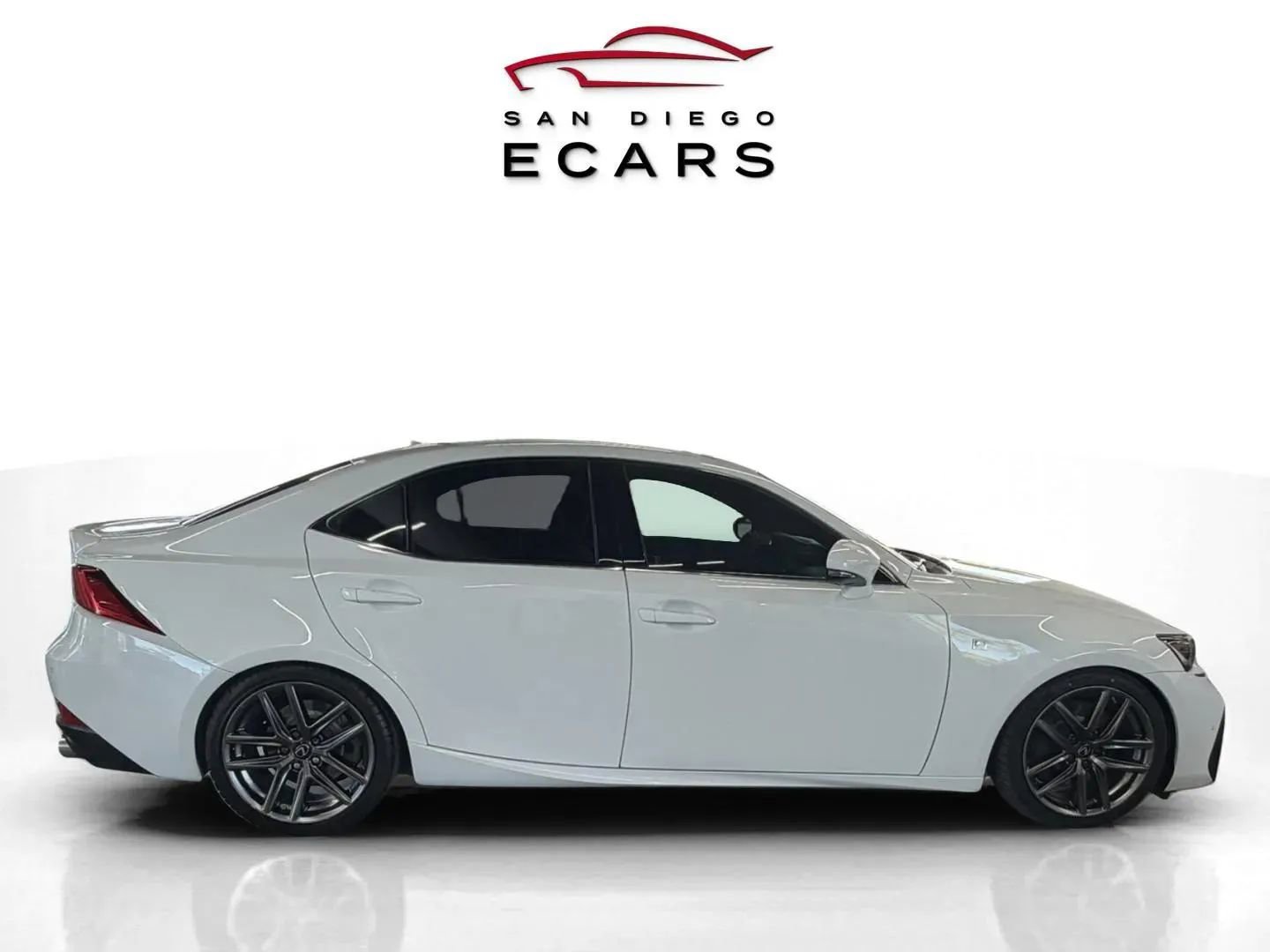 Used 2019 Lexus IS 300 F Sport w/ F Sport Package image 4