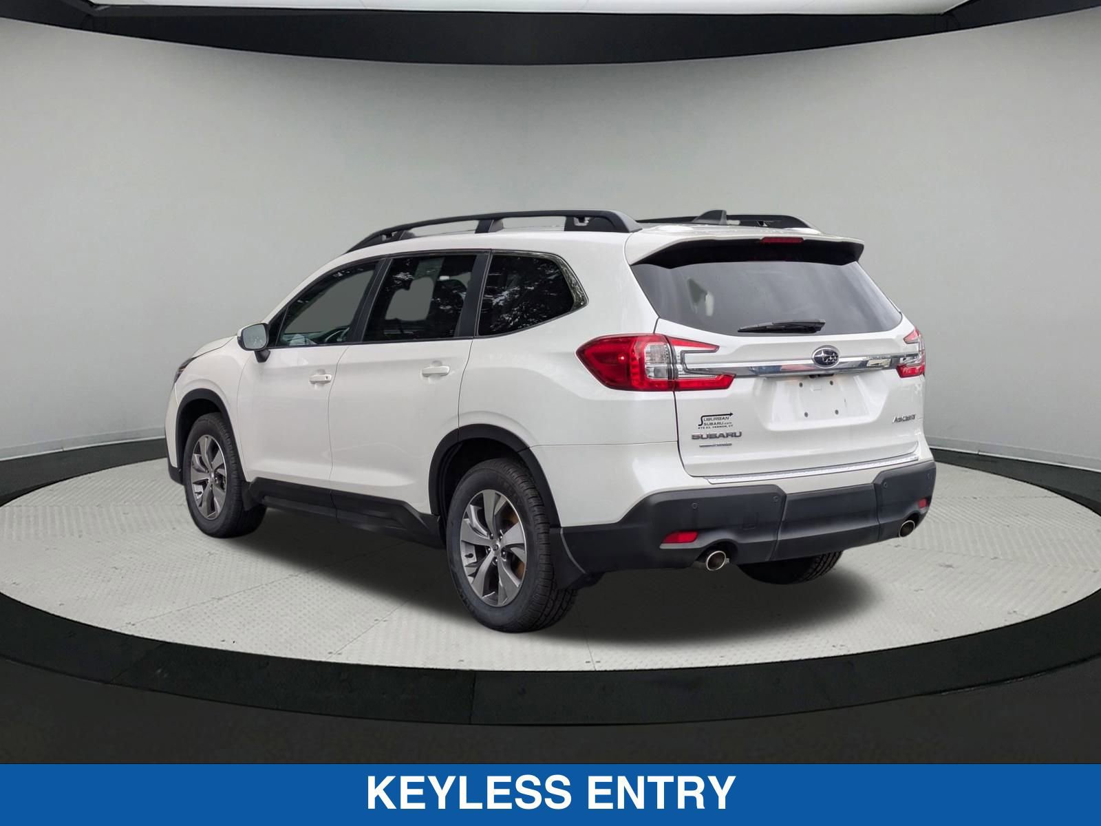 Certified 2023 Subaru Ascent Premium w/ Convenience Package image 6