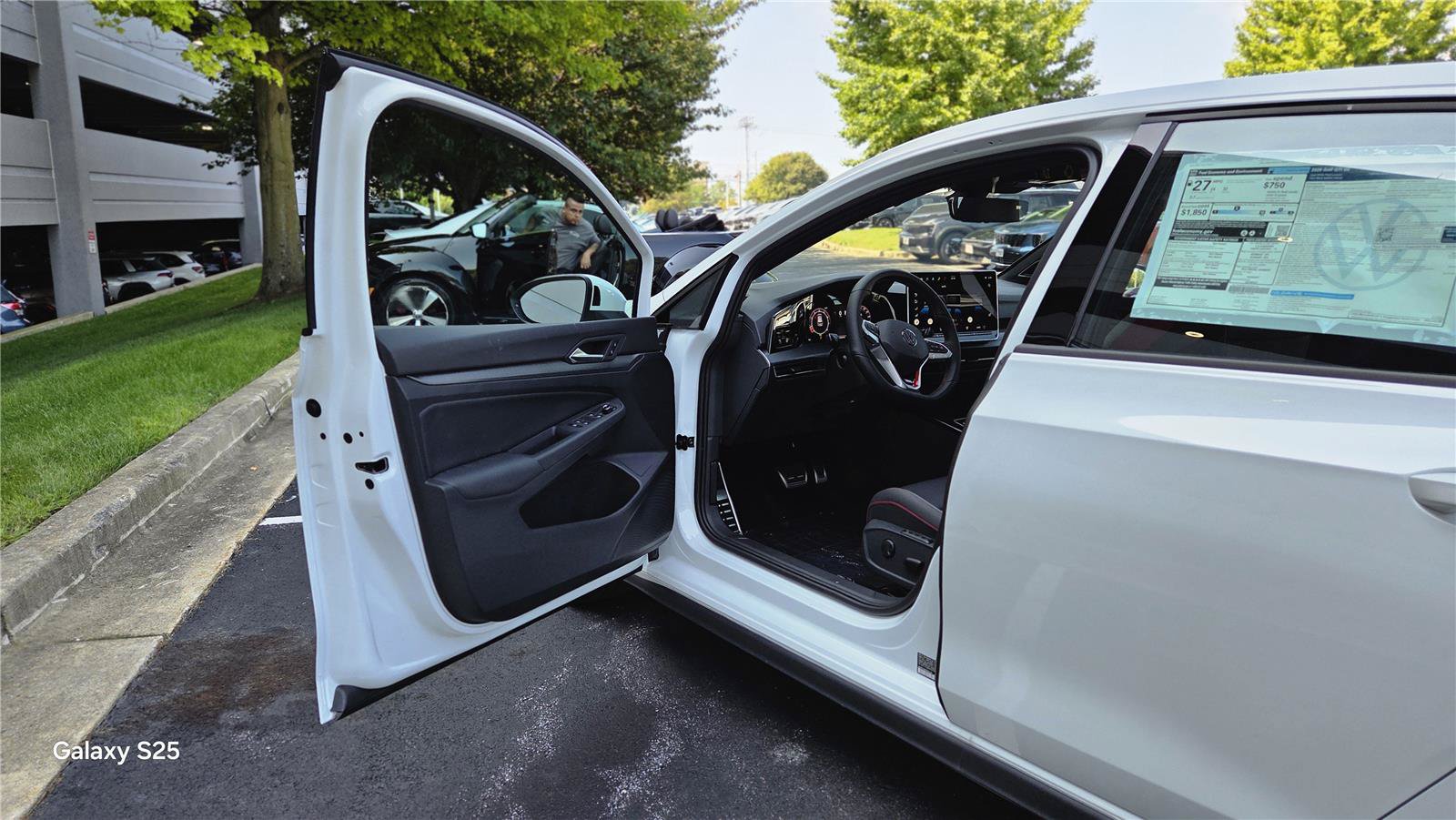 New 2026 Volkswagen GTI SE FWD image 11