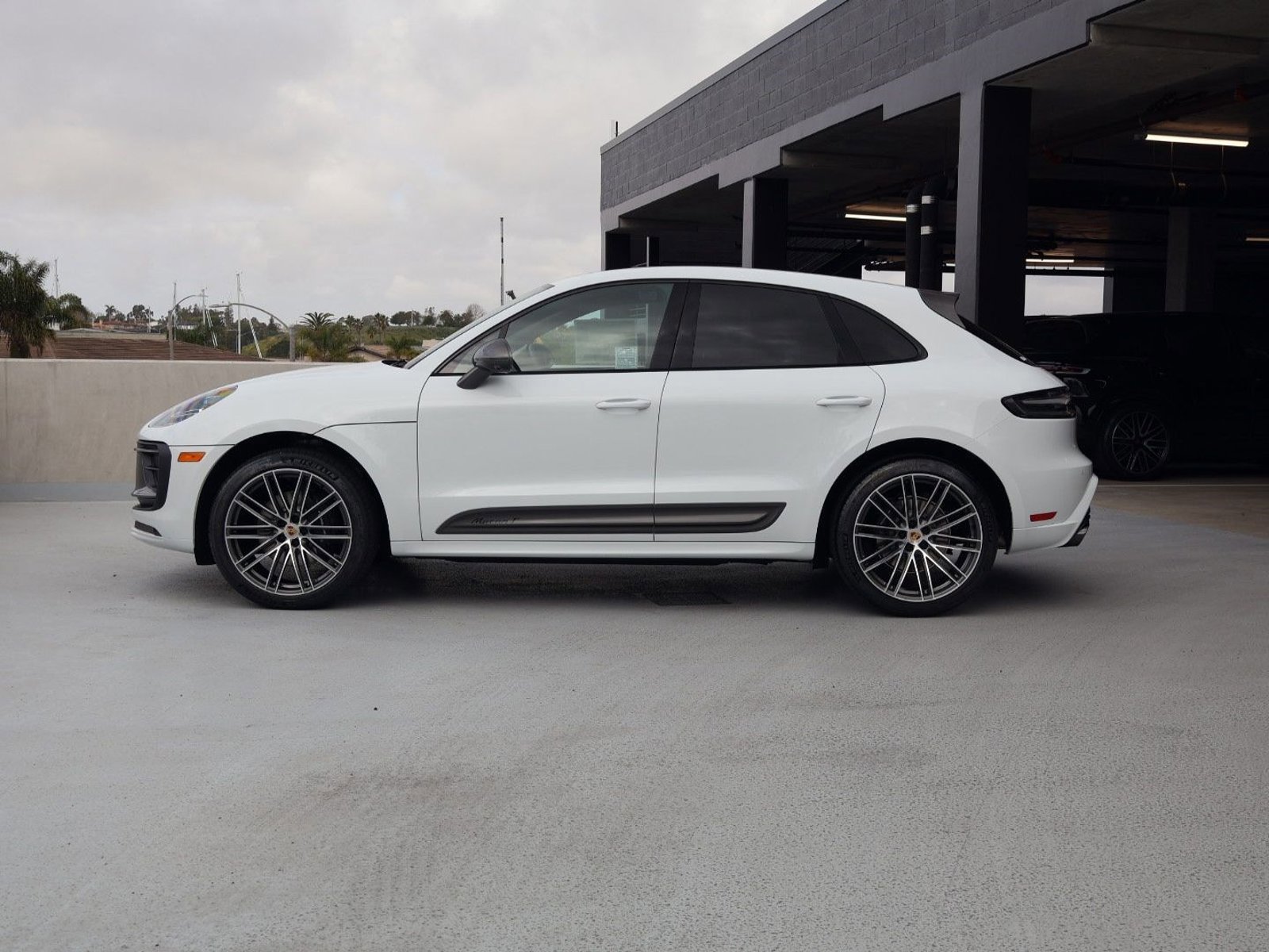 New 2026 Porsche Macan Turbo image 2