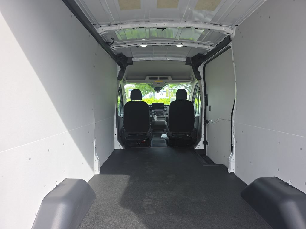 New 2026 Ford Transit 250 148 Medium Roof RWD image 11