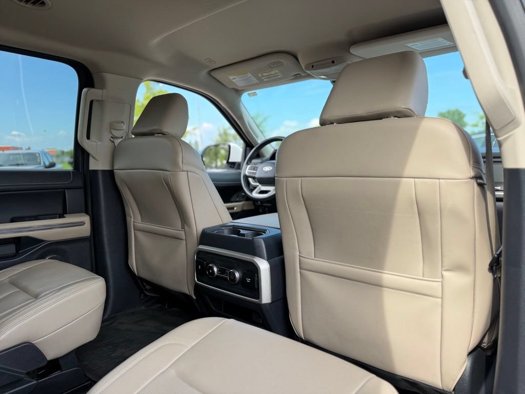 Certified 2023 Ford Expedition XLT AWD/4WD image 17