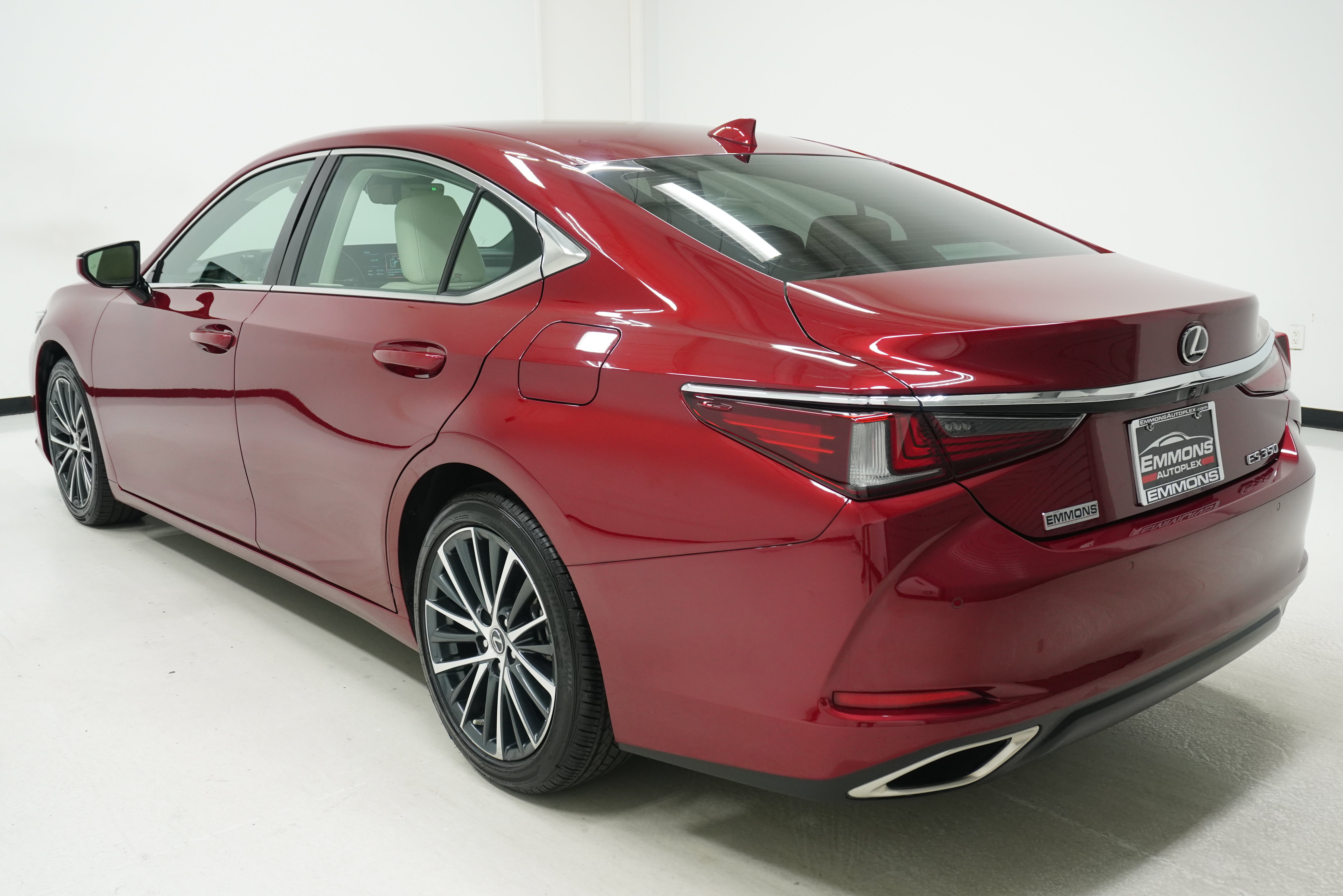 Used 2022 Lexus ES 350 w/ Premium Package FWD image 6