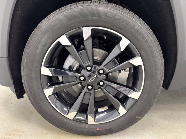 New 2027 Chevrolet Equinox RS w/ Safety and Technology Package AWD/4WD image 39