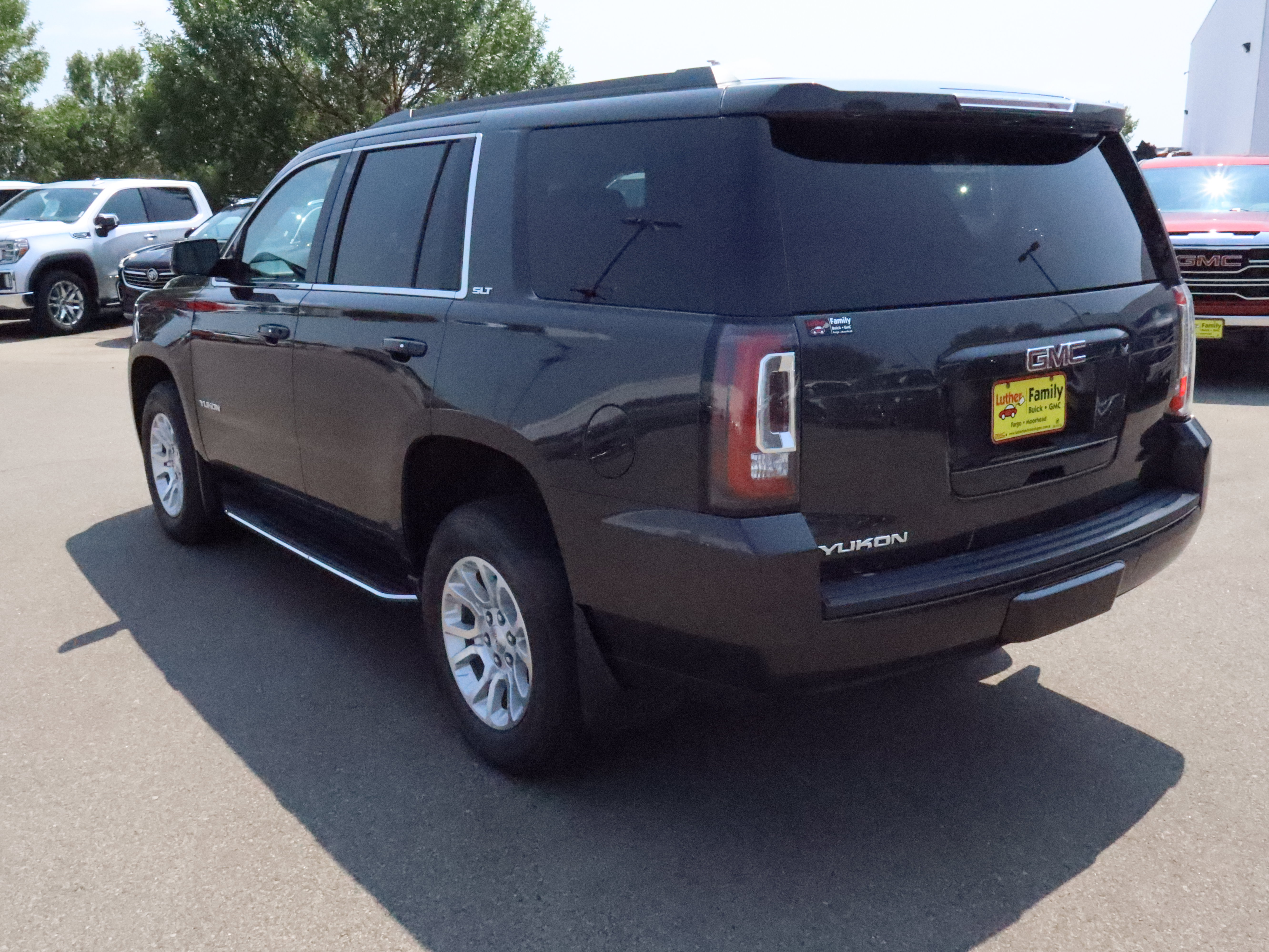 Used 2018 GMC Yukon SLT w/ Open Road Package AWD/4WD image 5