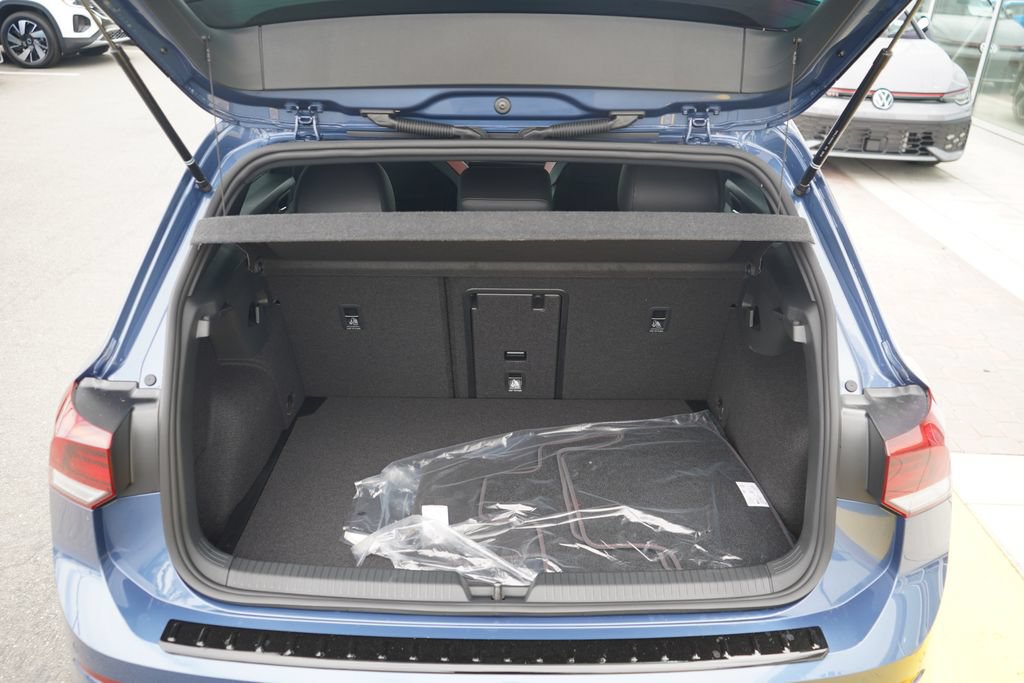New 2026 Volkswagen GTI SE FWD image 11