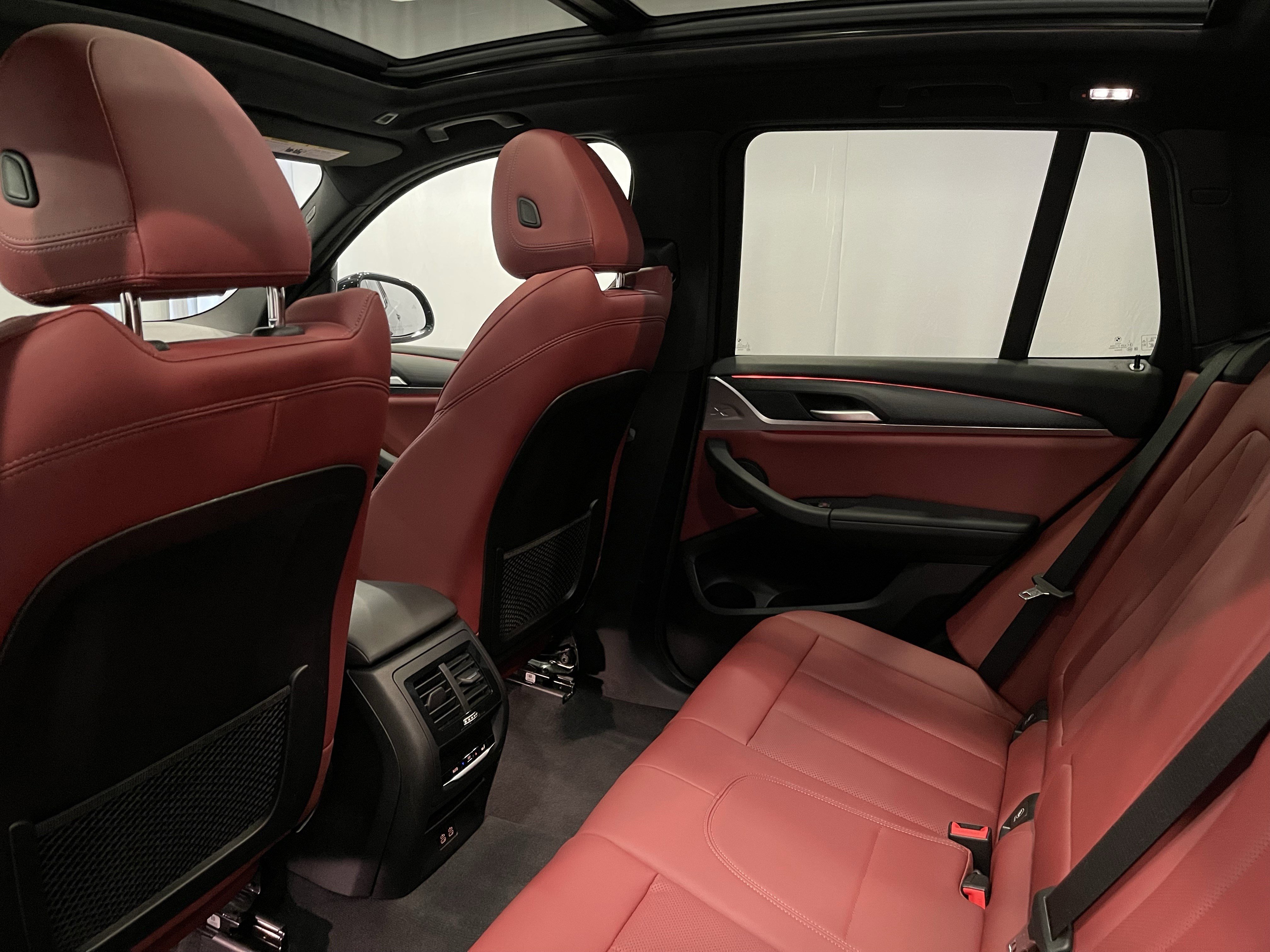 Certified 2024 BMW X3 xDrive30i w/ Premium Package image 23