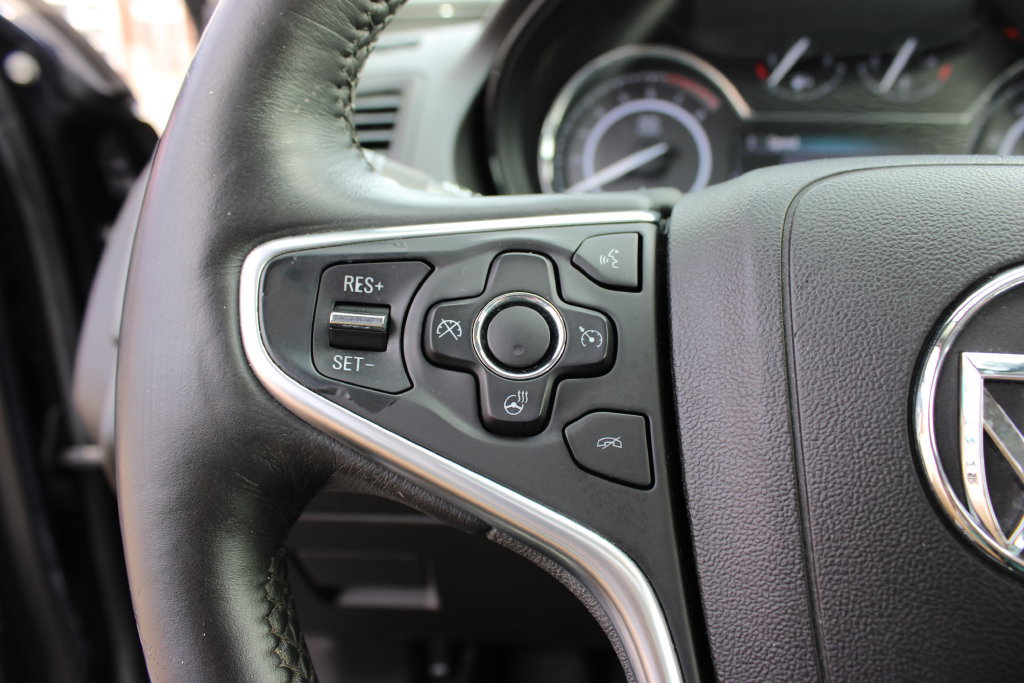 Used 2015 Buick Regal Premium w/ Experience Buick Package FWD image 14