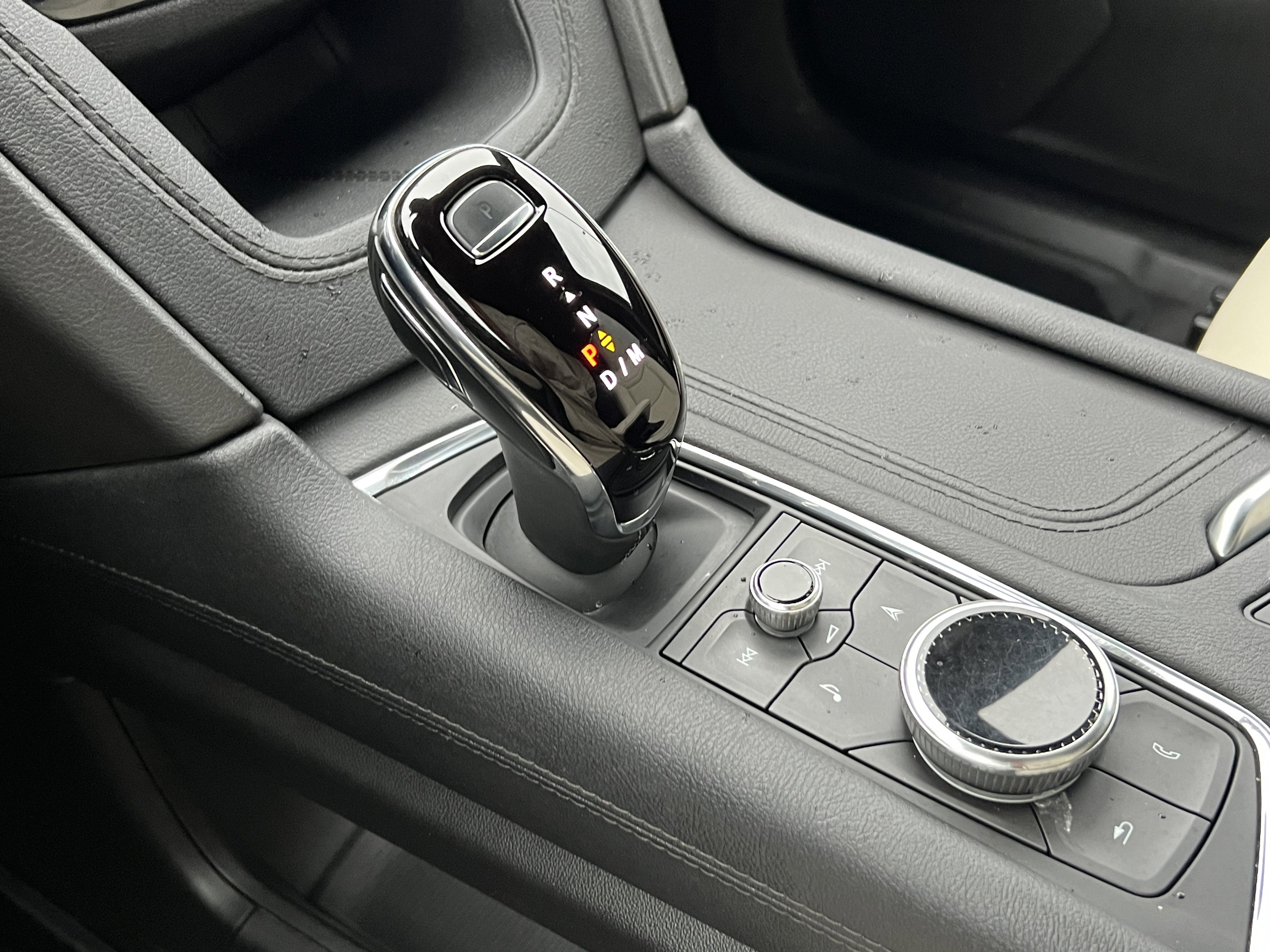 Used 2023 Cadillac XT6 Sport w/ Technology Package image 36