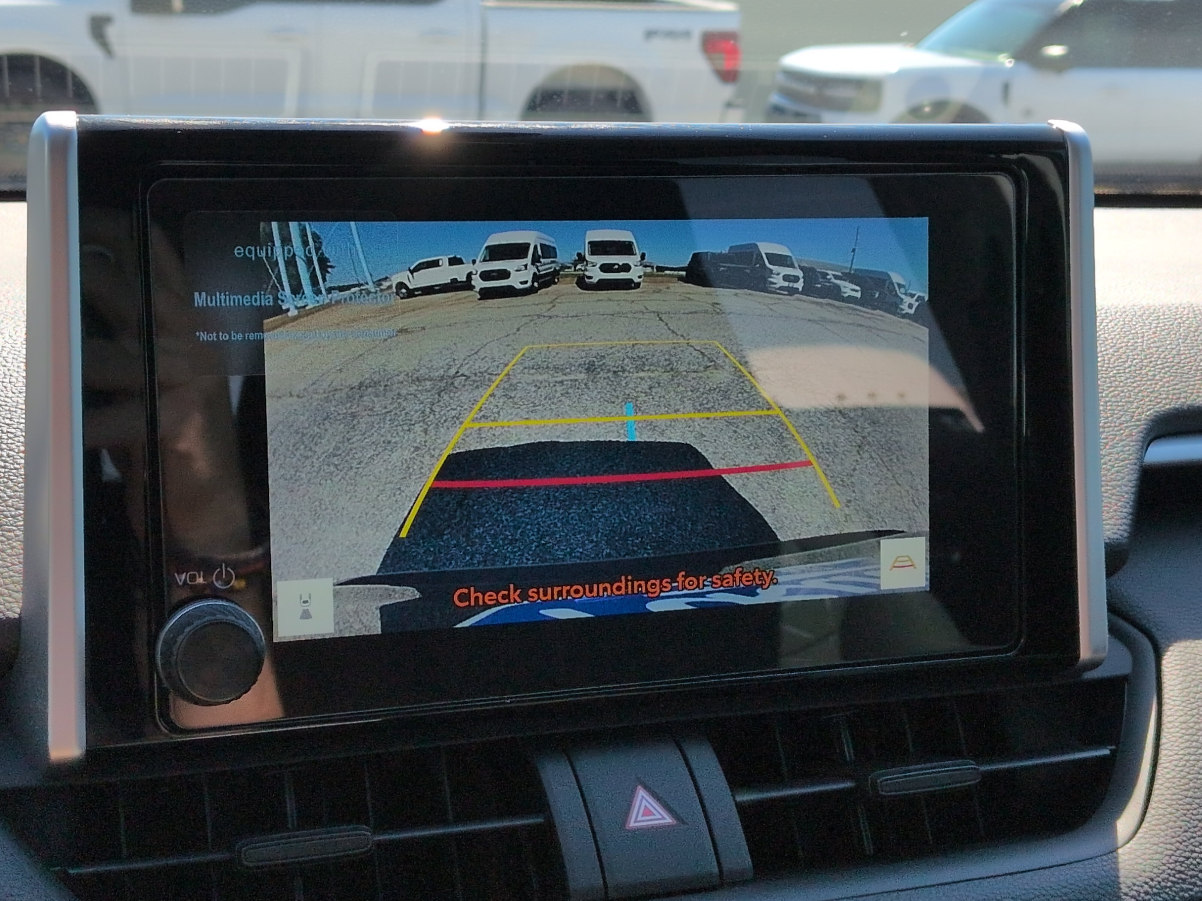 Used 2025 Toyota RAV4 XLE w/ Convenience Package FWD image 19