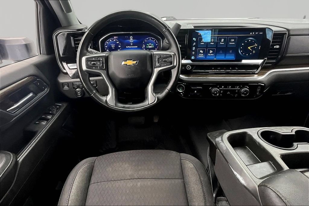 Used 2024 Chevrolet Silverado 2500 LT AWD/4WD image 5
