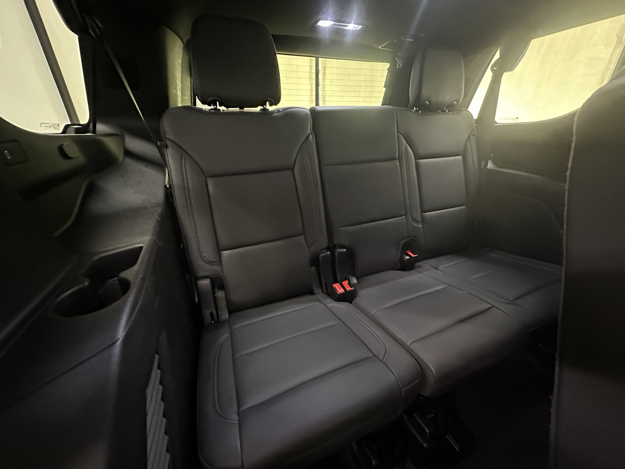 Used 2025 Chevrolet Tahoe LT AWD/4WD image 21