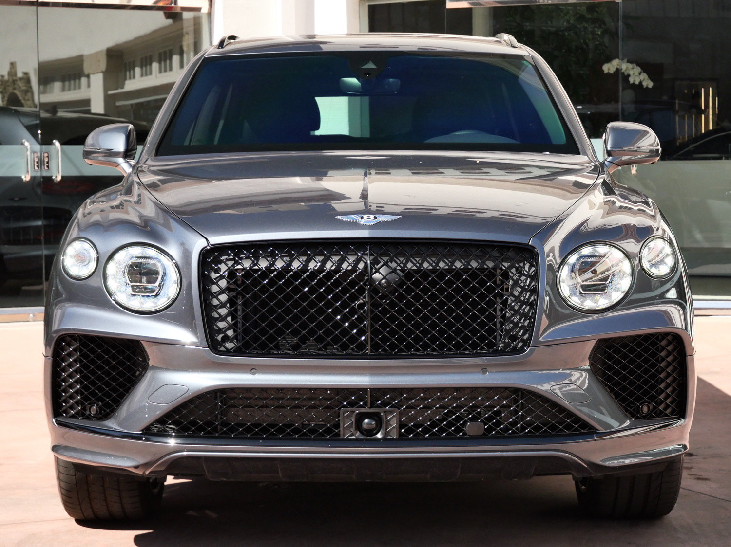 Used 2024 Bentley Bentayga Extended Wheelbase AWD/4WD image 9