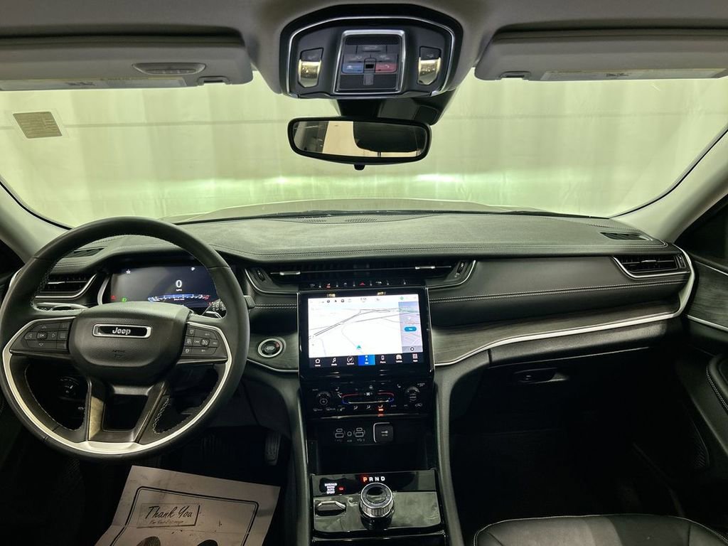 Certified 2023 Jeep Grand Cherokee L Limited image 19