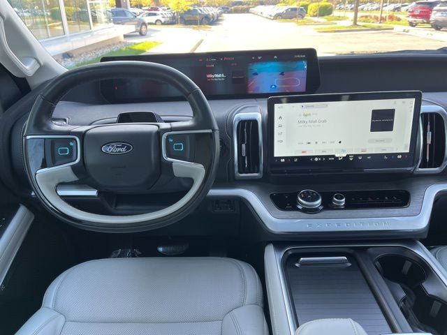 Certified 2025 Ford Expedition Max Platinum AWD/4WD image 17