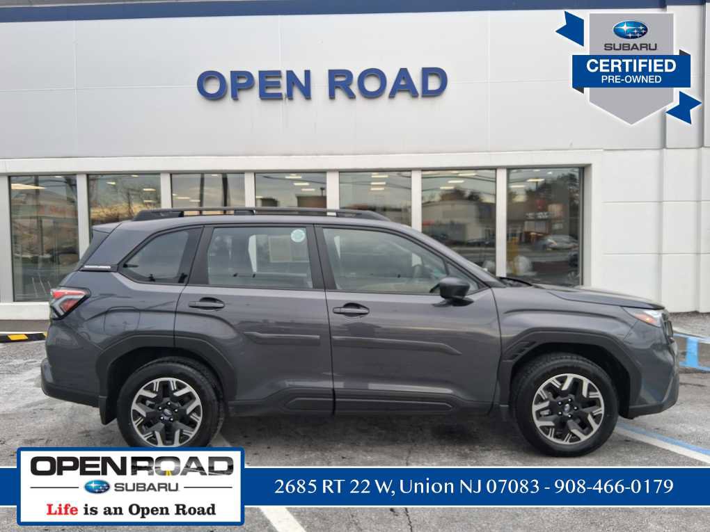 Used 2025 Subaru Forester image 4