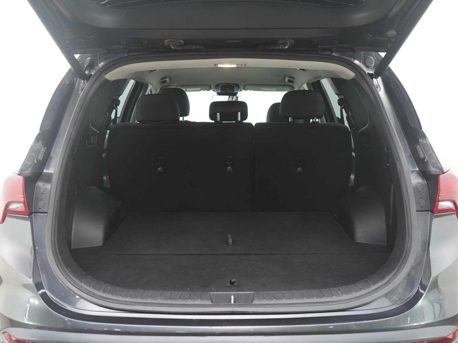 Used 2023 Hyundai Santa Fe SEL image 16