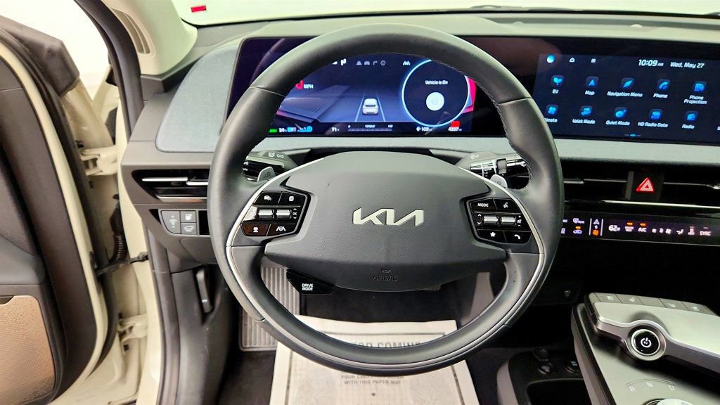 Used 2024 Kia EV6 Wind RWD image 12