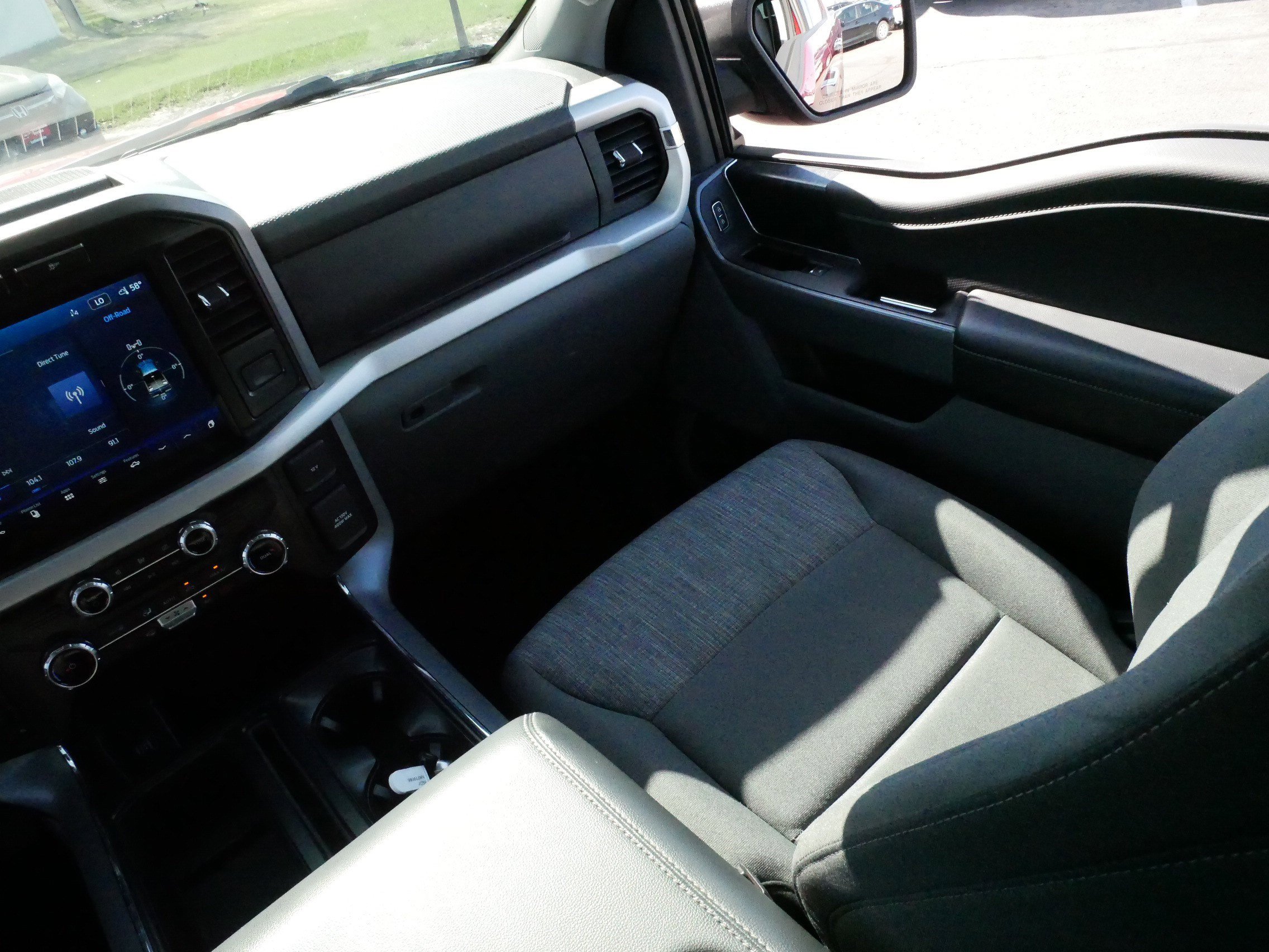 Used 2022 Ford F150 XLT w/ Equipment Group 302A High AWD/4WD image 11