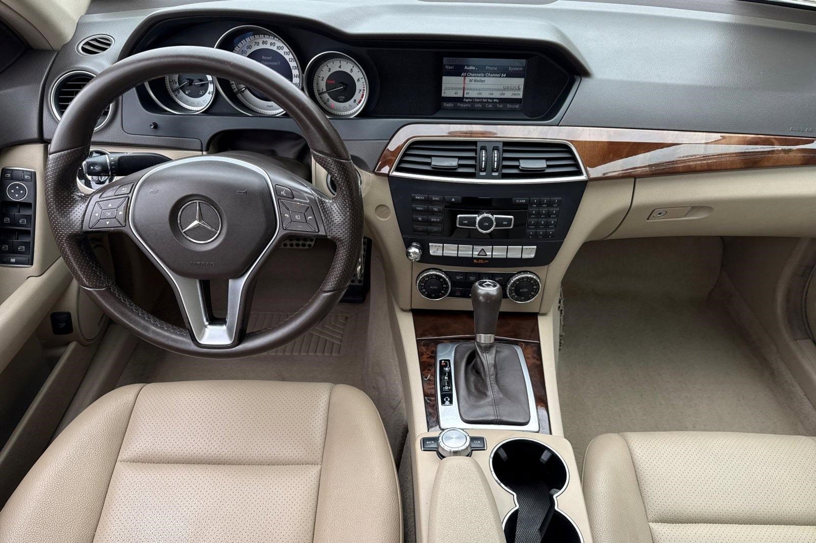 Used 2014 Mercedes-Benz C 250 Sedan image 27