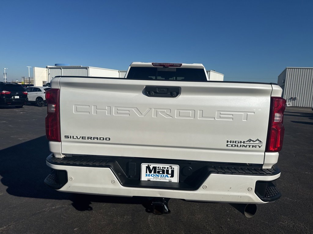 Used 2023 Chevrolet Silverado 3500 High Country image 4