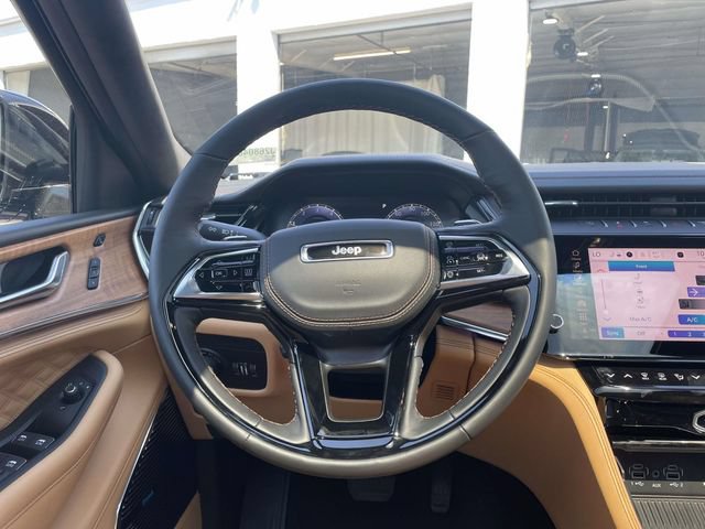 New 2026 Jeep Grand Cherokee Summit AWD/4WD image 16