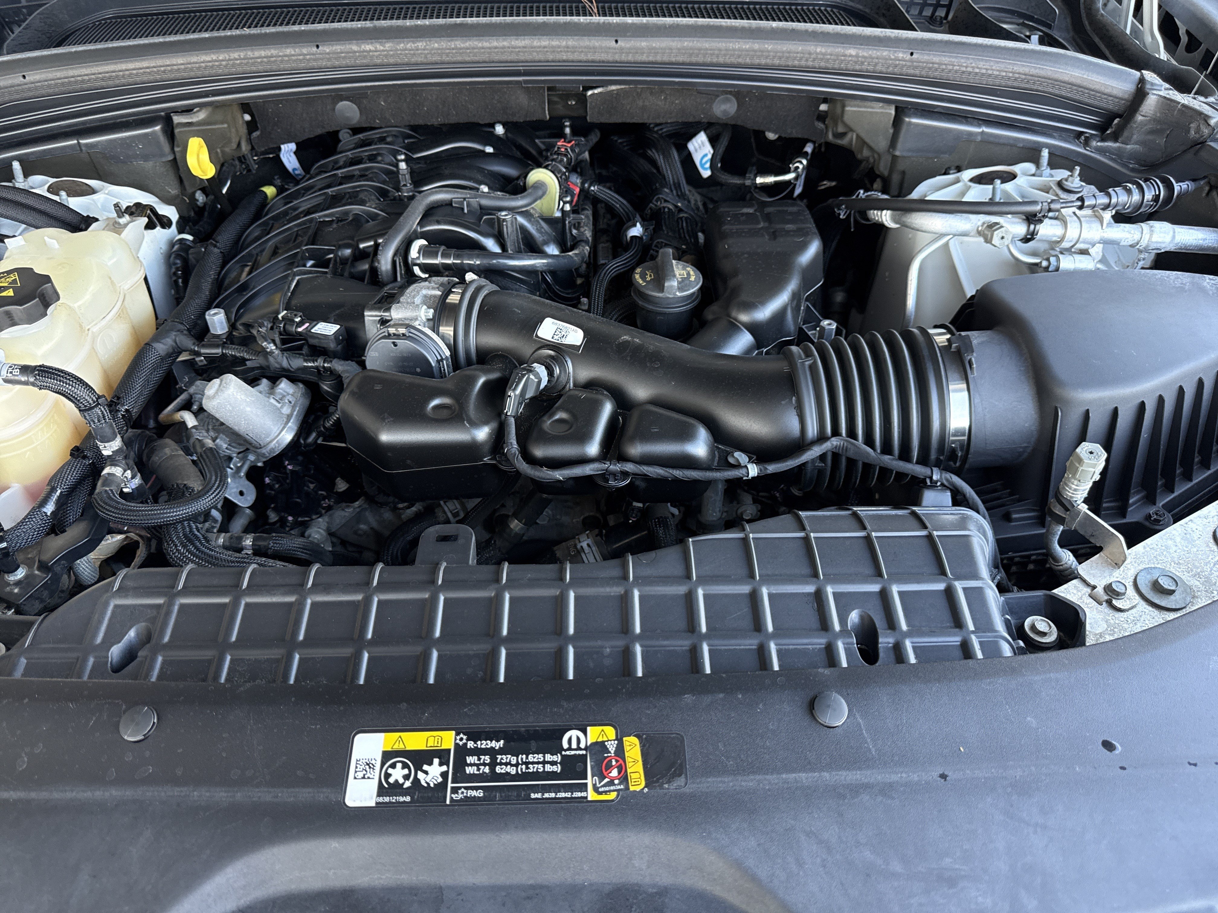 Used 2022 Jeep Grand Cherokee L Laredo AWD/4WD image 33