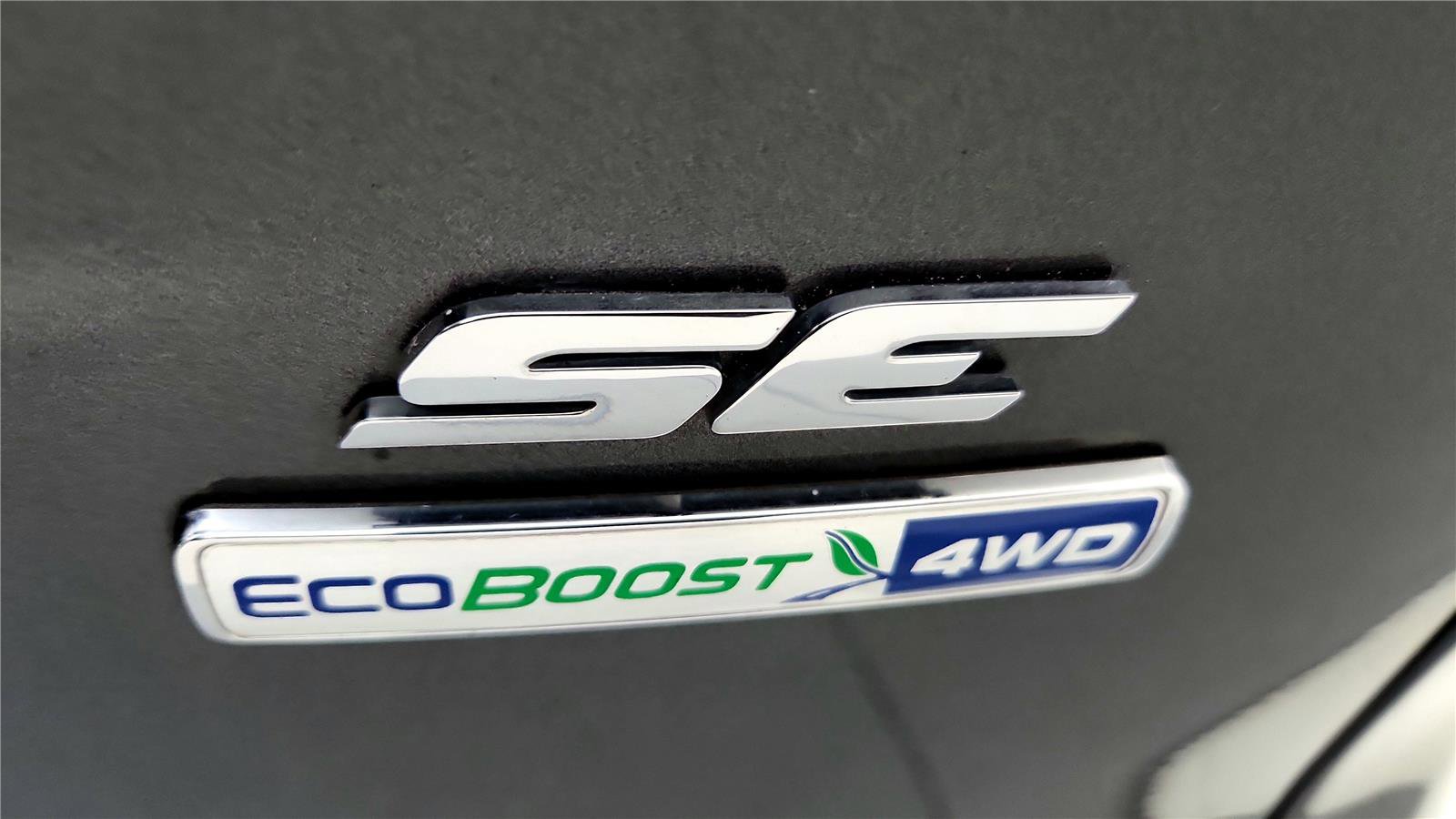 Used 2015 Ford Escape SE image 26