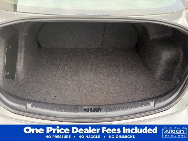 Used 2010 MAZDA MAZDA3 i Touring FWD image 3