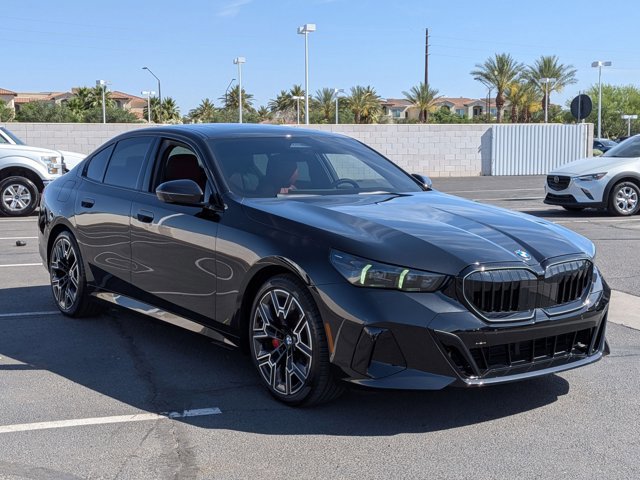 Used 2026 BMW 530i w/ M Sport Package image 3