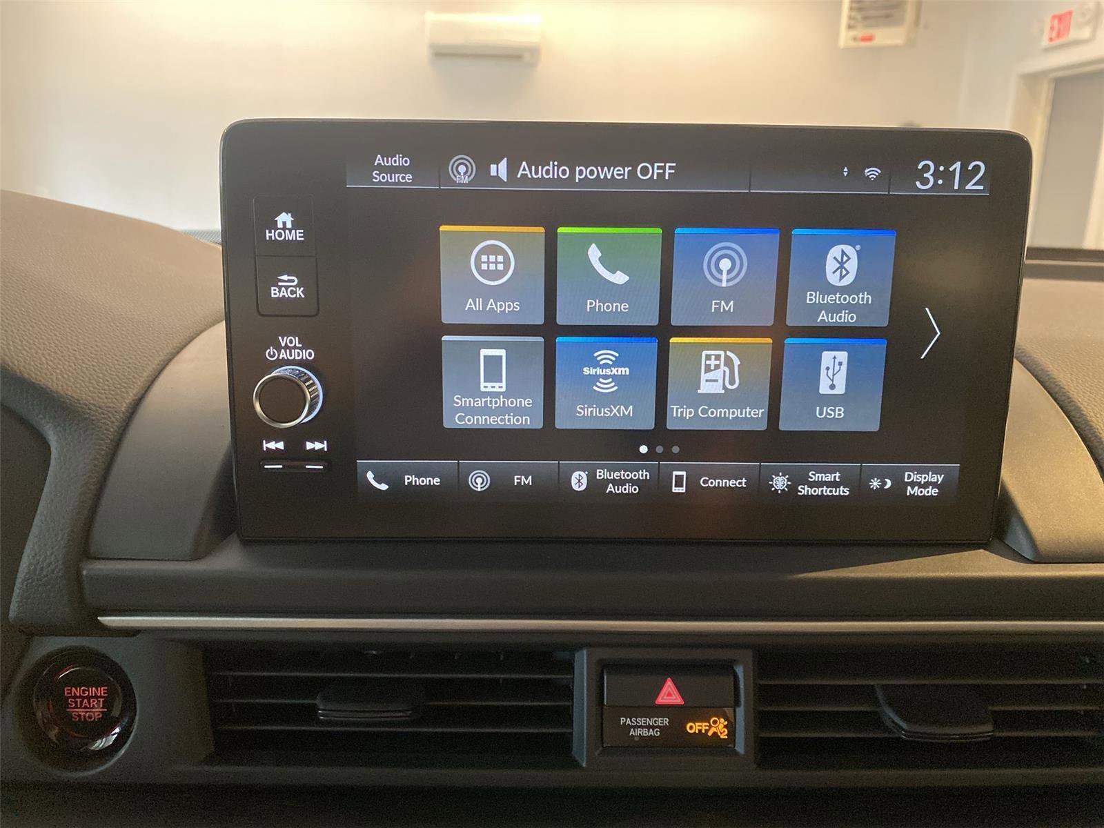 Used 2025 Honda Pilot EX-L image 12