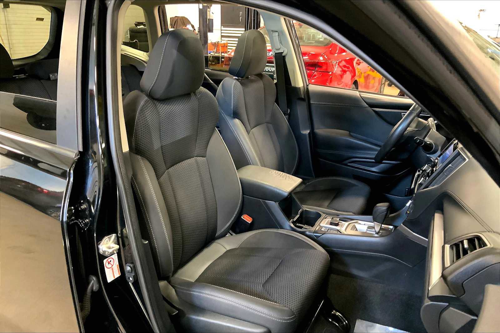 Used 2019 Subaru Forester Premium w/ All-Weather Package image 8