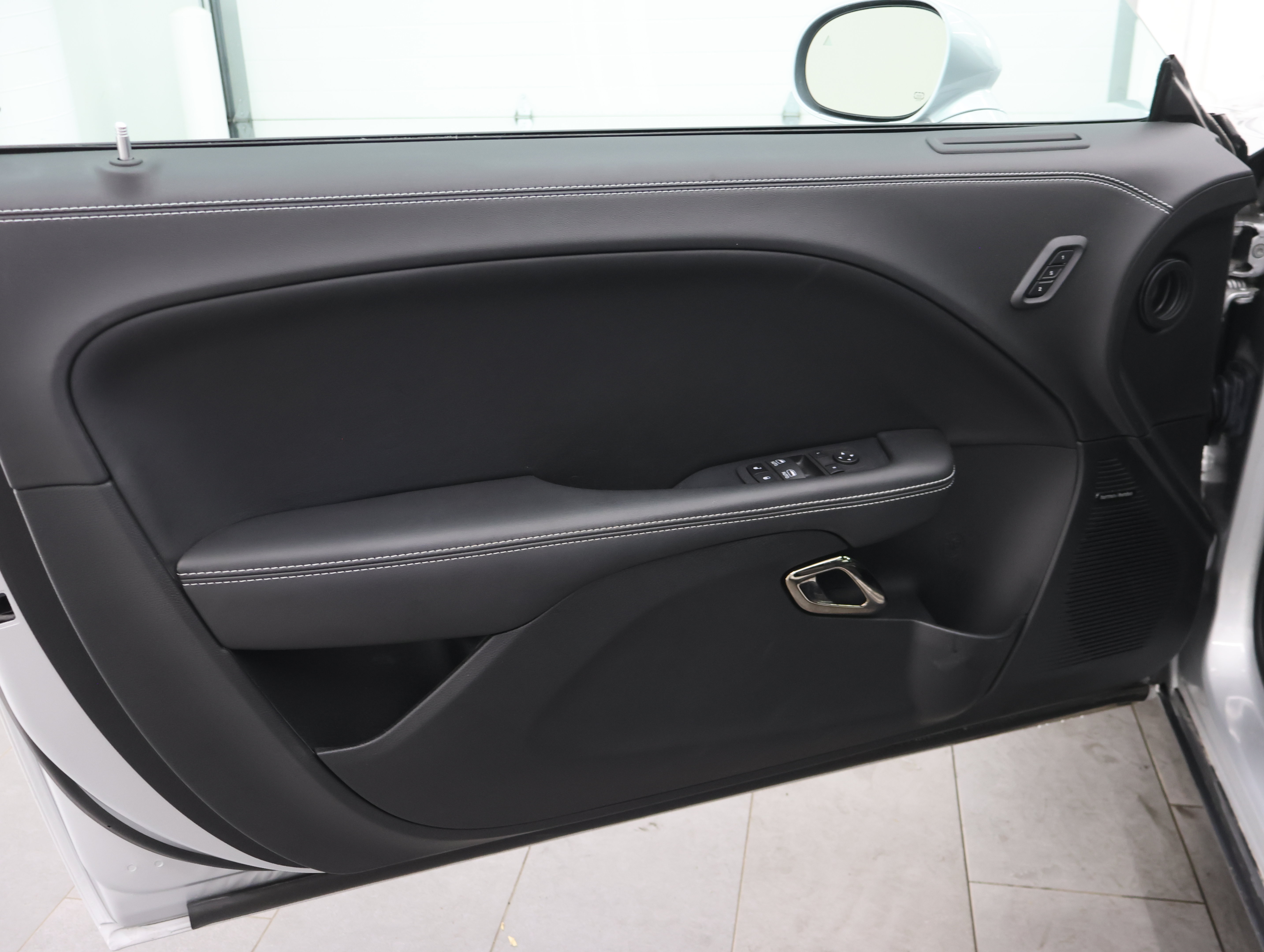 Used 2023 Dodge Challenger SRT Hellcat RWD image 38