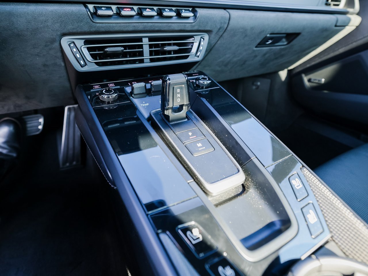 Certified 2024 Porsche 911 Carrera GTS image 20