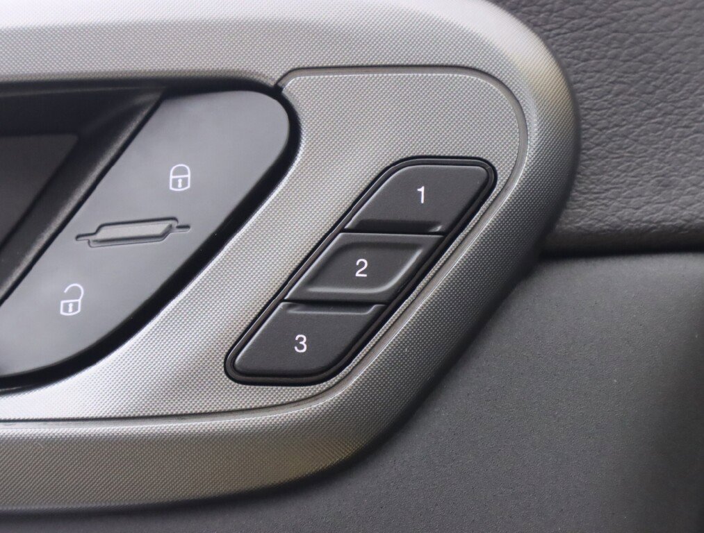 Used 2024 Dodge Hornet R/T Plus w/ Tech Pack Plus w/o Parking image 30