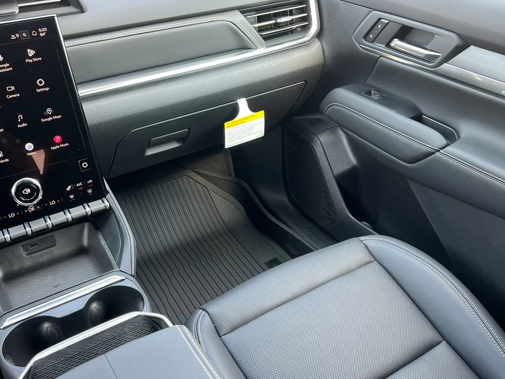 New 2027 GMC Terrain Elevation w/ Elevation Premium Package AWD/4WD image 29