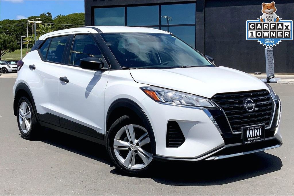 Used 2024 Nissan Kicks S image 1