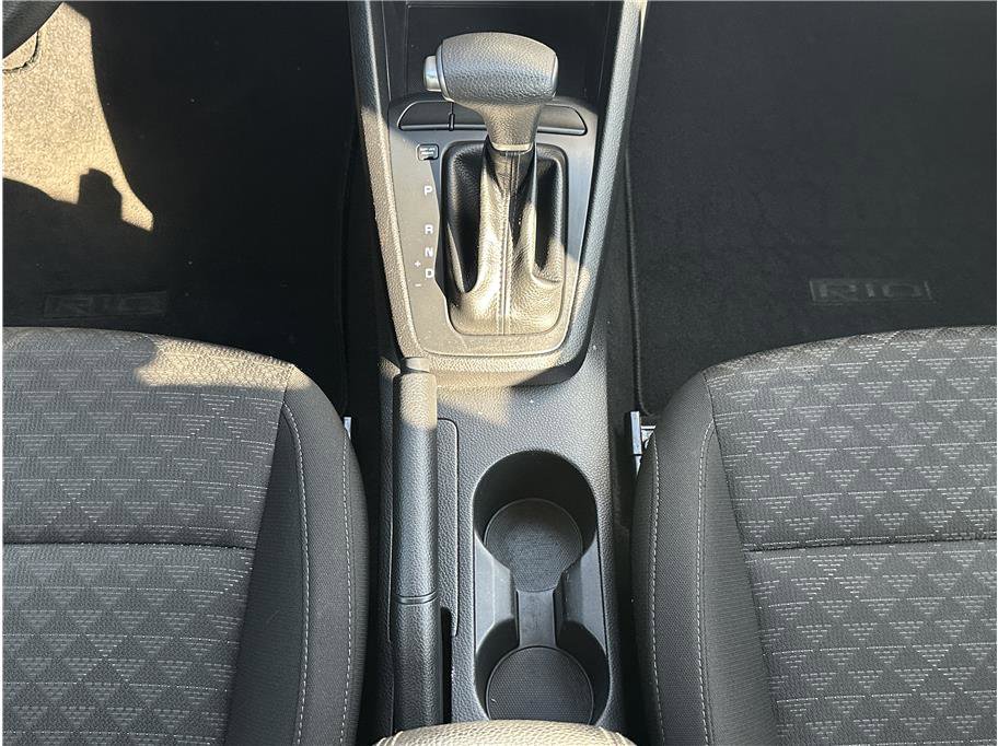 Used 2022 Kia Rio S image 27