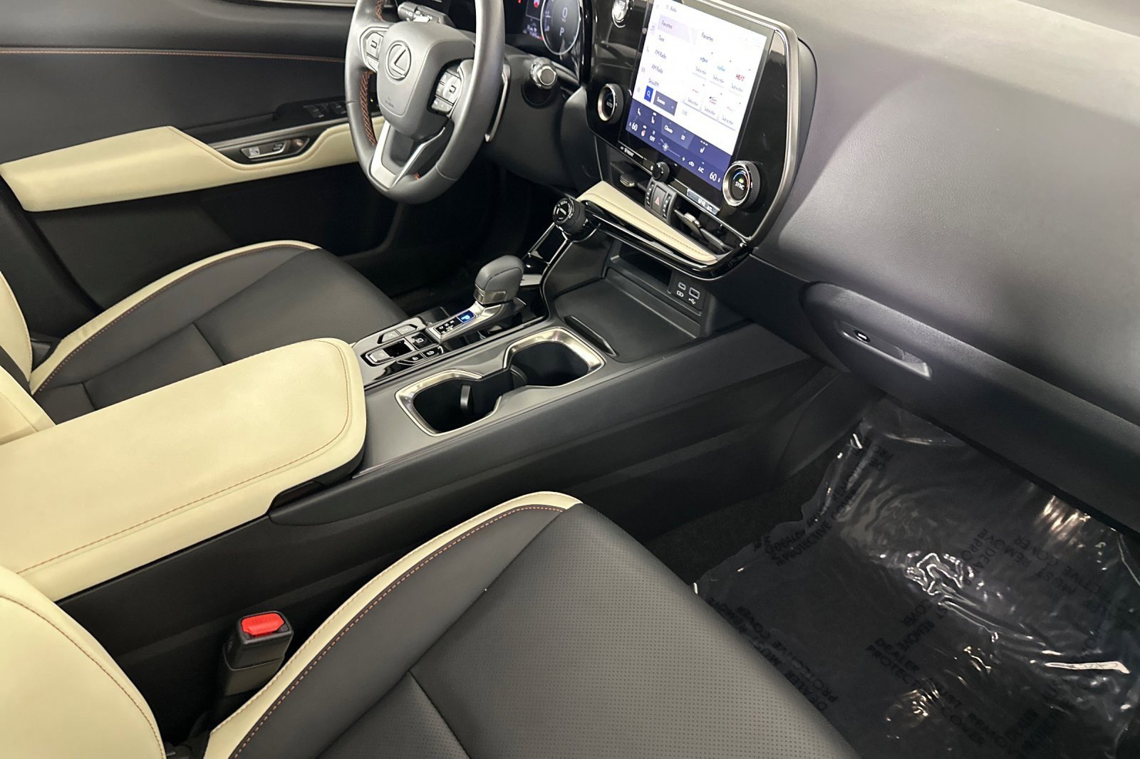 Used 2023 Lexus NX 350 NX 350 AWD image 15