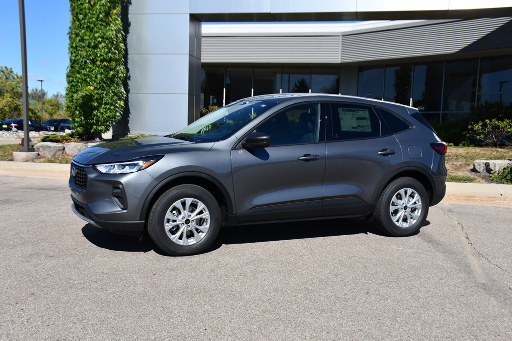 New 2026 Ford Escape Active image 2