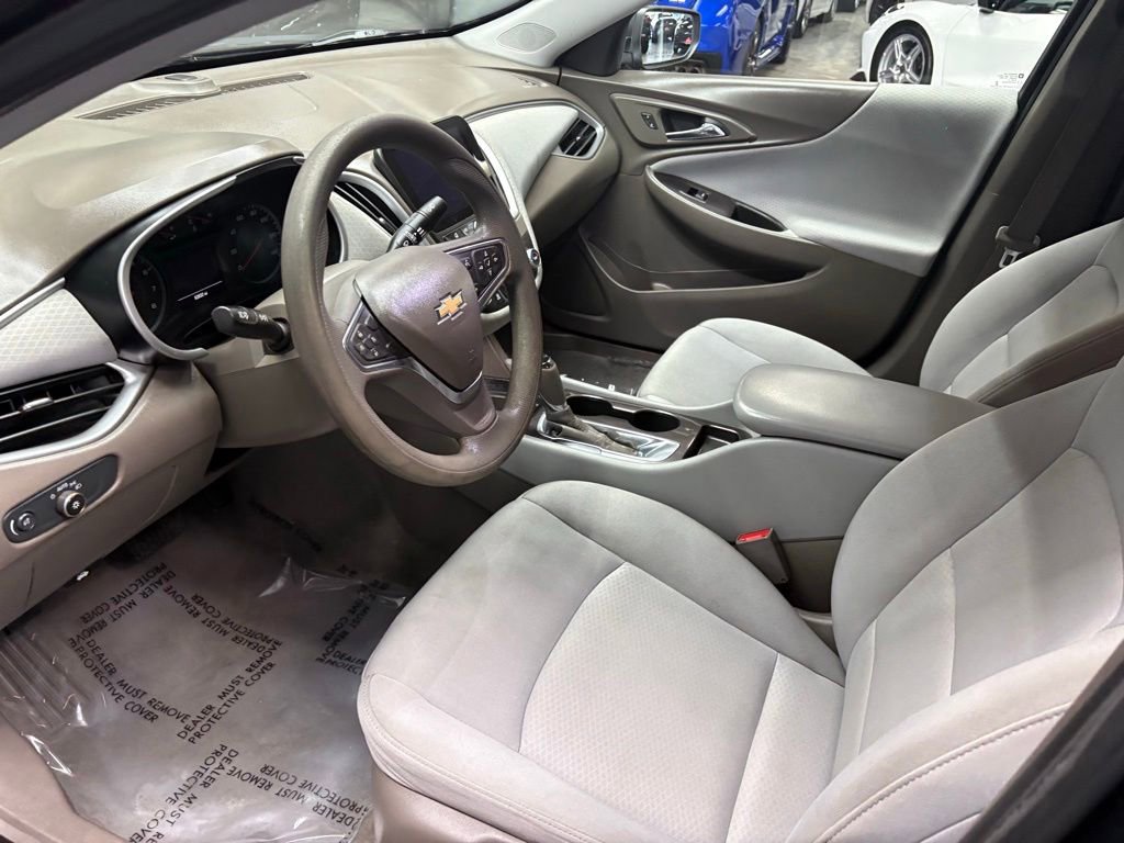 Used 2019 Chevrolet Malibu LS FWD image 15