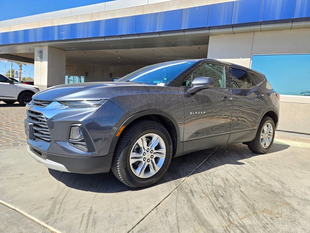 Used 2022 Chevrolet Blazer LT AWD/4WD image 2
