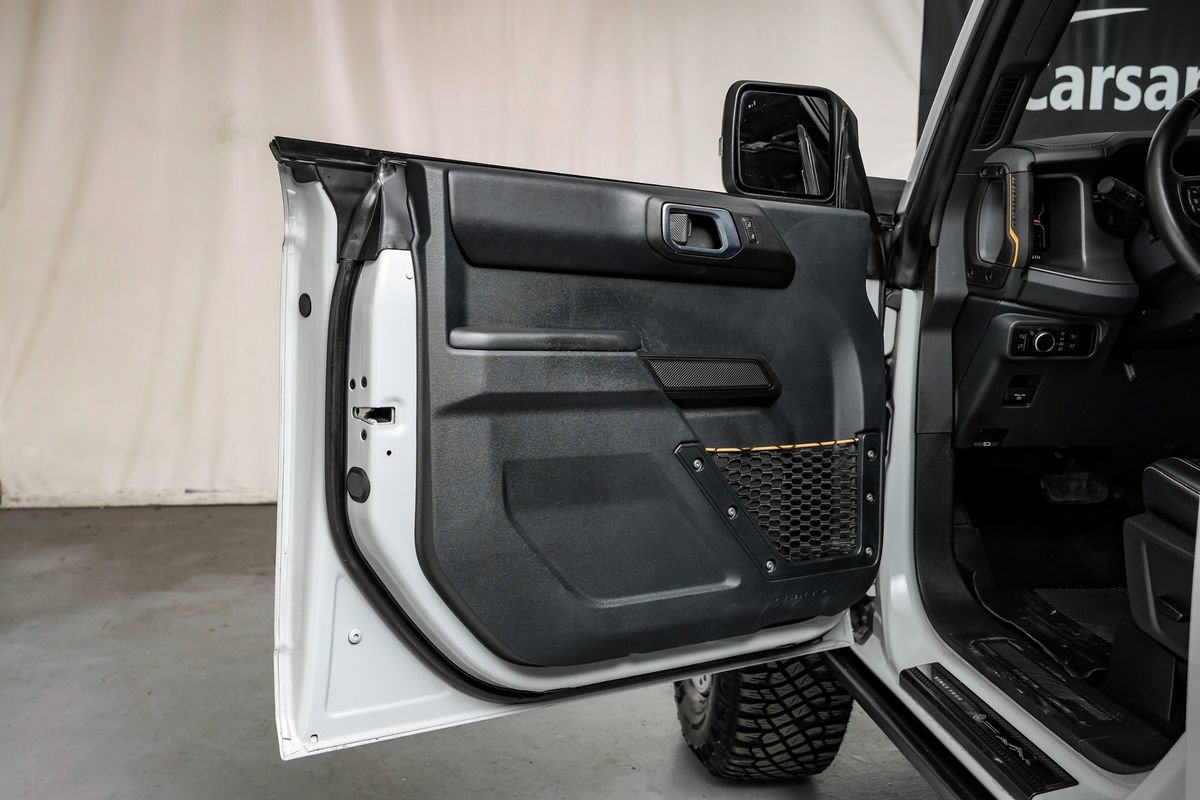 Used 2024 Ford Bronco Badlands image 56