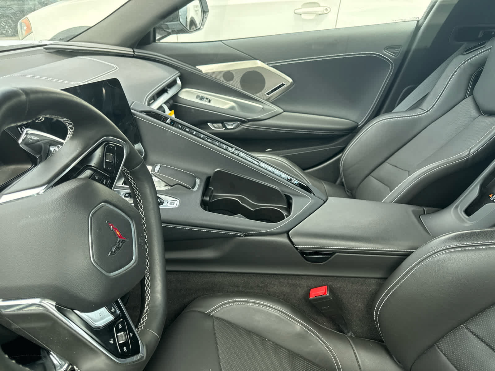 Used 2024 Chevrolet Corvette Stingray Preferred Conv w/ Z51 Performance Package RWD image 15
