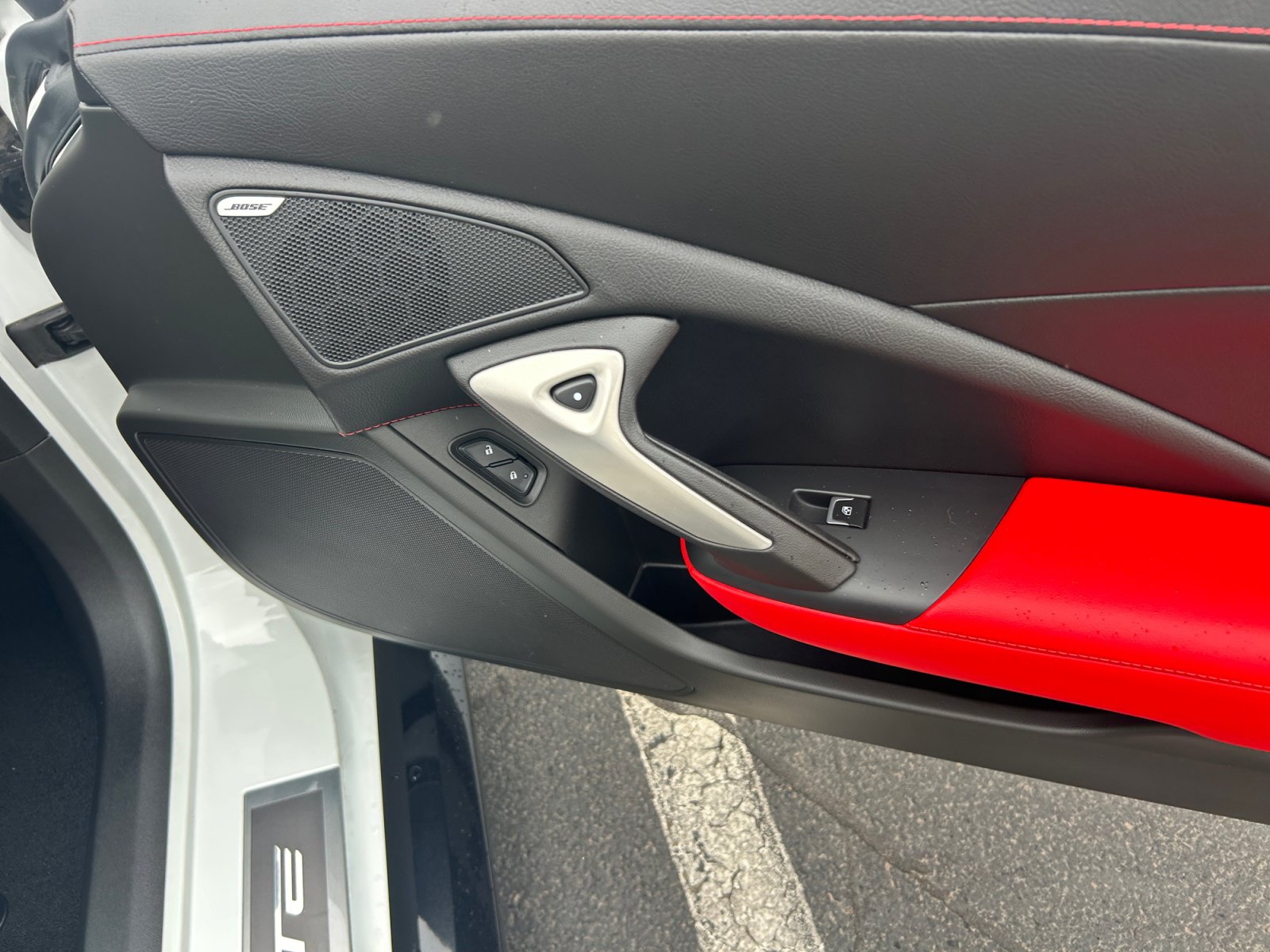 Used 2018 Chevrolet Corvette Z06 RWD image 16