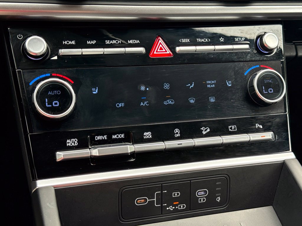 Used 2025 Hyundai Santa Fe XRT AWD/4WD image 22