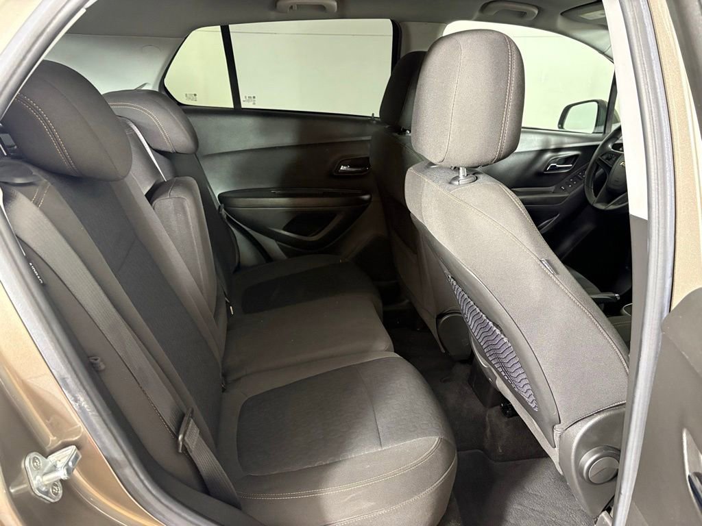 Used 2021 Chevrolet Trax LS w/ Tint and Cruise Package FWD image 22