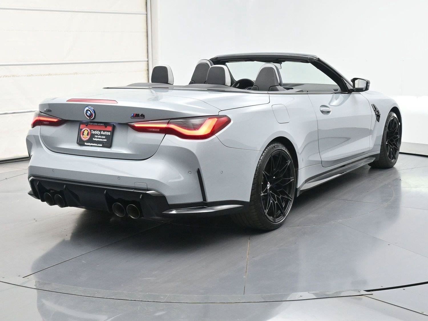 Used 2023 BMW M4 xDrive Competition AWD/4WD image 34