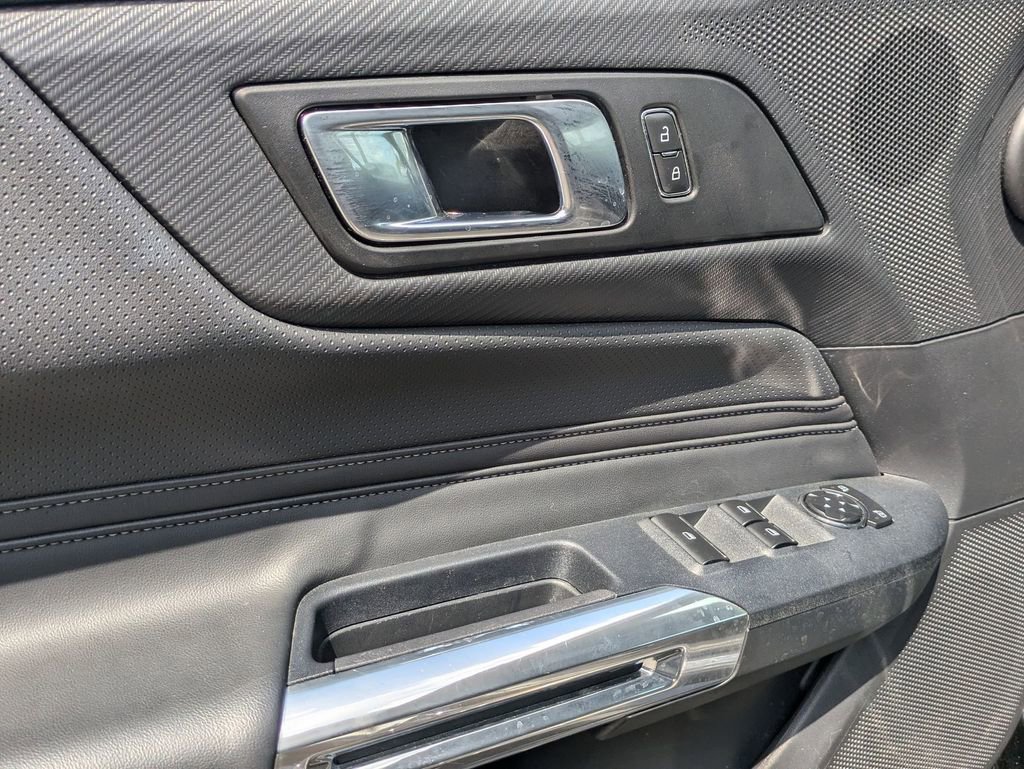 Used 2025 Ford Mustang Premium image 13